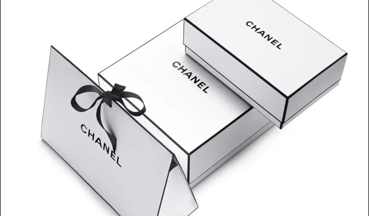 chanel packaging box.png