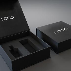 Premium in-band custom shipping boxes